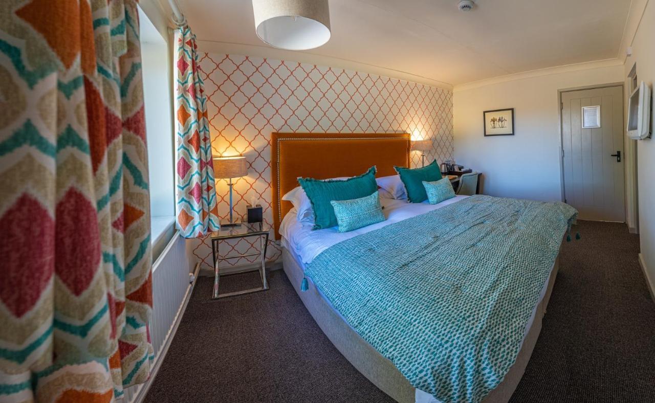 The Hawk Inn Andover Ngoại thất bức ảnh